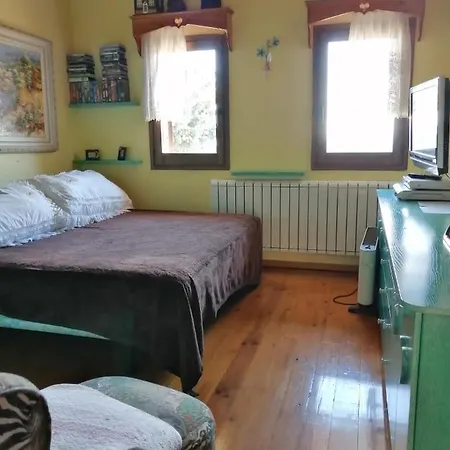 Casa Rous Alloggio in famiglia Molló